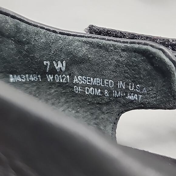 ■MUNRO■PEYTON●BLACK LEATHER SANDAL SLIGHT PLATFORM VELCRO STRAP LADIES 7■NWOB😍 - Picture 2 of 16